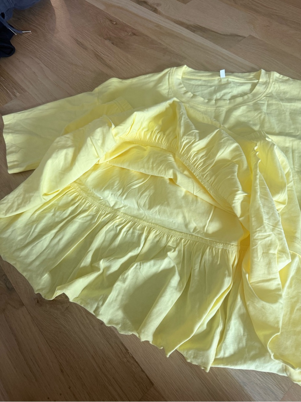 Butter Yellow Two-Piece Skirt Set Medium - Picture 7 of 7